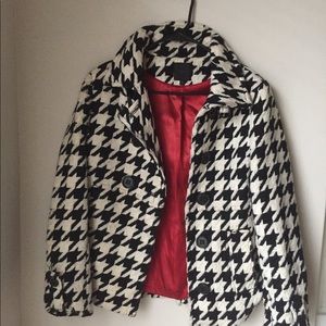 Houndstooth design waist coat